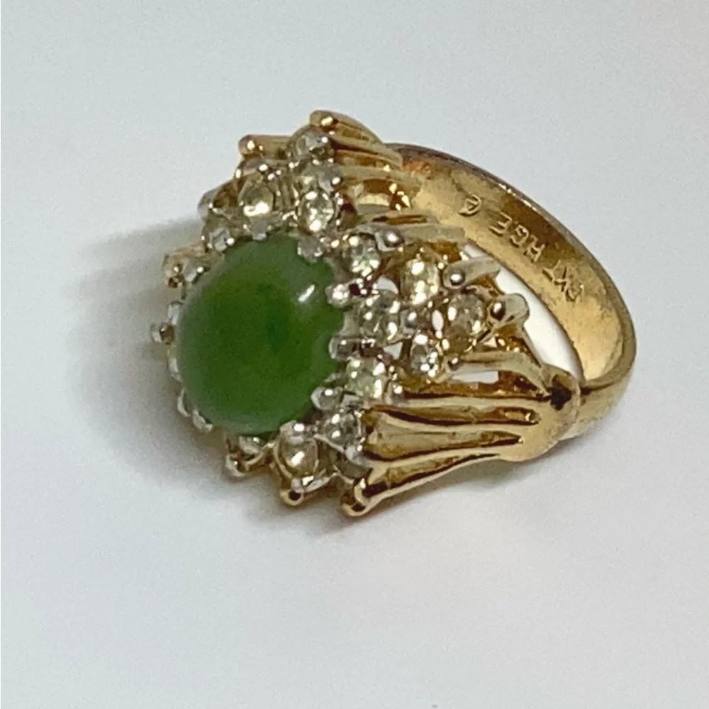 Gold Jade Ring 8 KT HGE Vintage 6 Cocktail